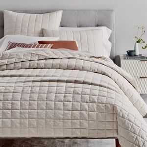 West Elm Belgian Linen Quilt (King/ CA King)